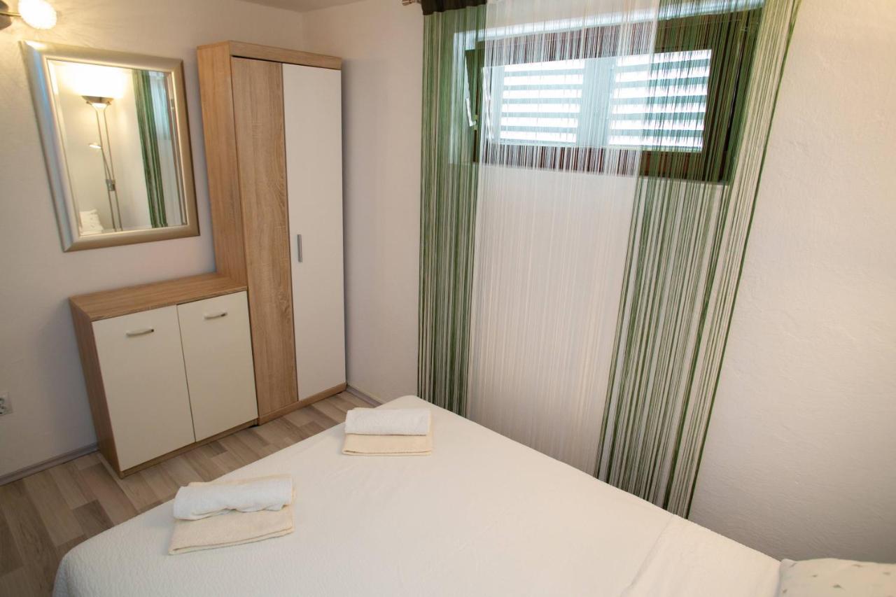Apartments Sun Dance With Heated Pool نوفاليا المظهر الخارجي الصورة