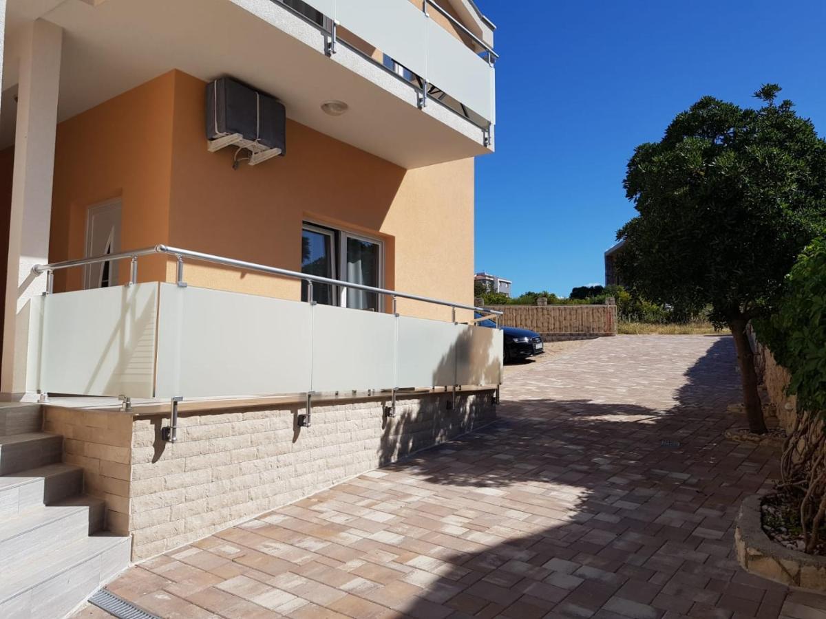 Apartments Sun Dance With Heated Pool نوفاليا المظهر الخارجي الصورة