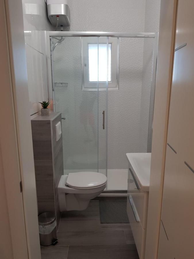 Apartments Sun Dance With Heated Pool نوفاليا المظهر الخارجي الصورة