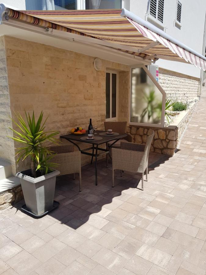 Apartments Sun Dance With Heated Pool نوفاليا المظهر الخارجي الصورة