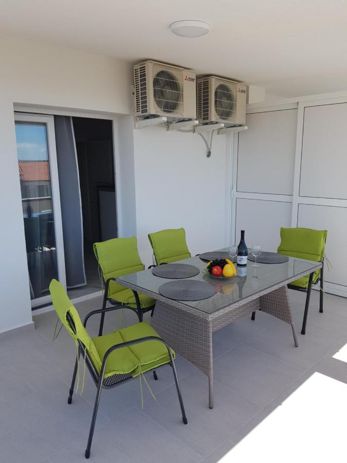 Apartments Sun Dance With Heated Pool نوفاليا المظهر الخارجي الصورة