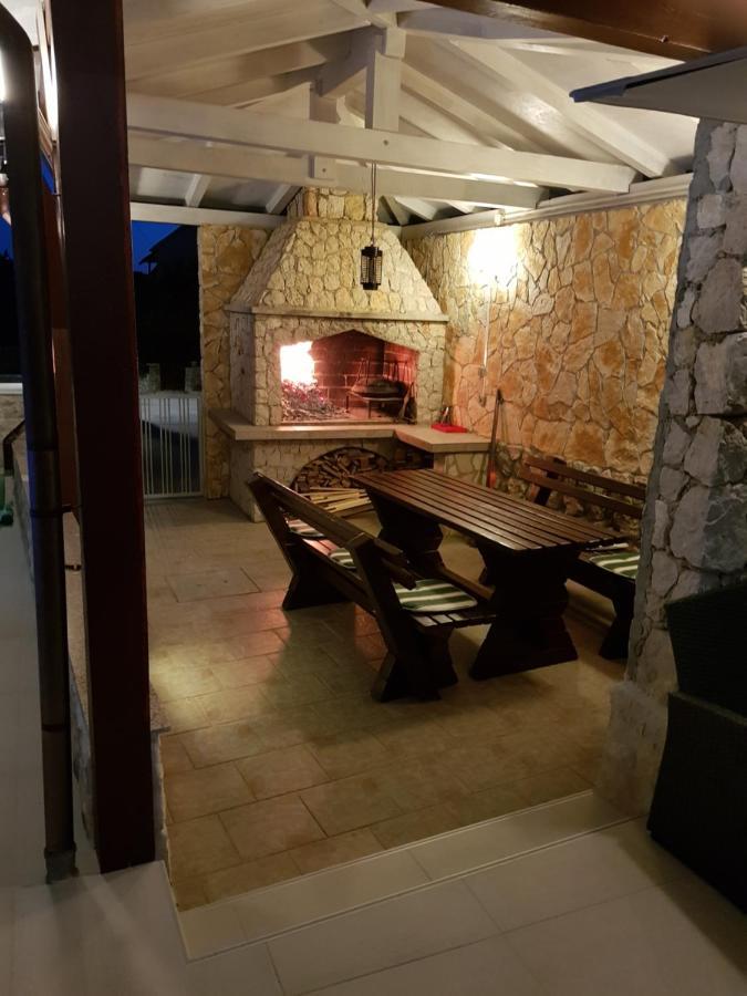 Apartments Sun Dance With Heated Pool نوفاليا المظهر الخارجي الصورة